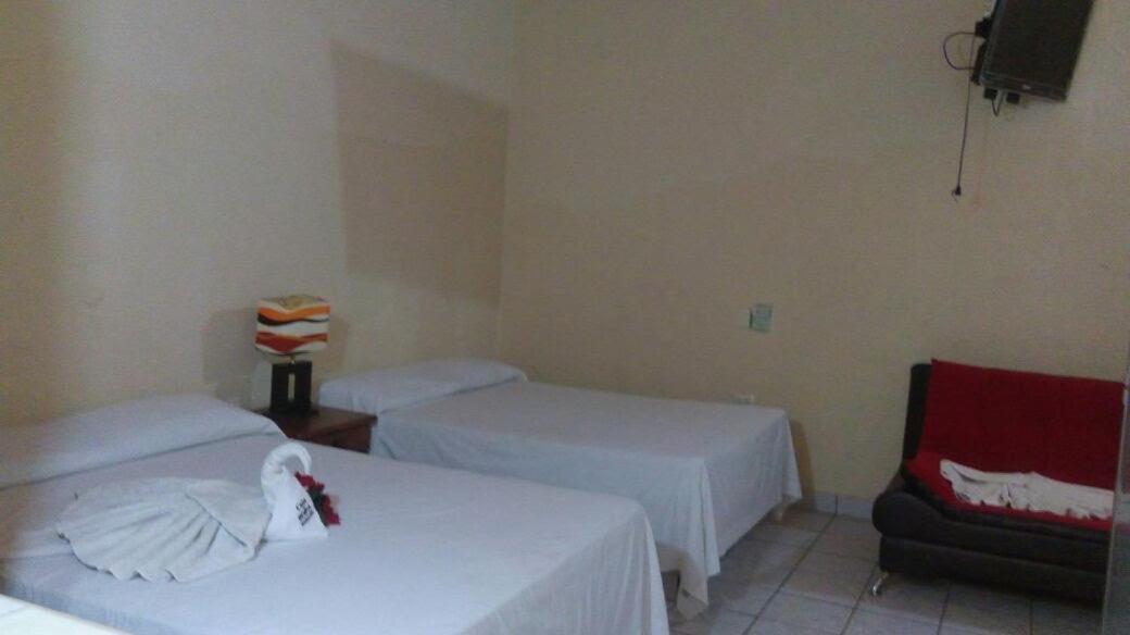 מלון Compostela Bungalows Casa Regina מראה חיצוני תמונה